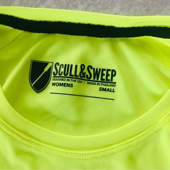 Scull & Sweep Women's Regatta Short Sleeve Row America Training Top, S NWOT - Picture 2 of 9